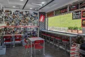 Freckle Nashville Hot Chicken burger, Suwon – Where the 90s Never Left and the Chicken Burns Right